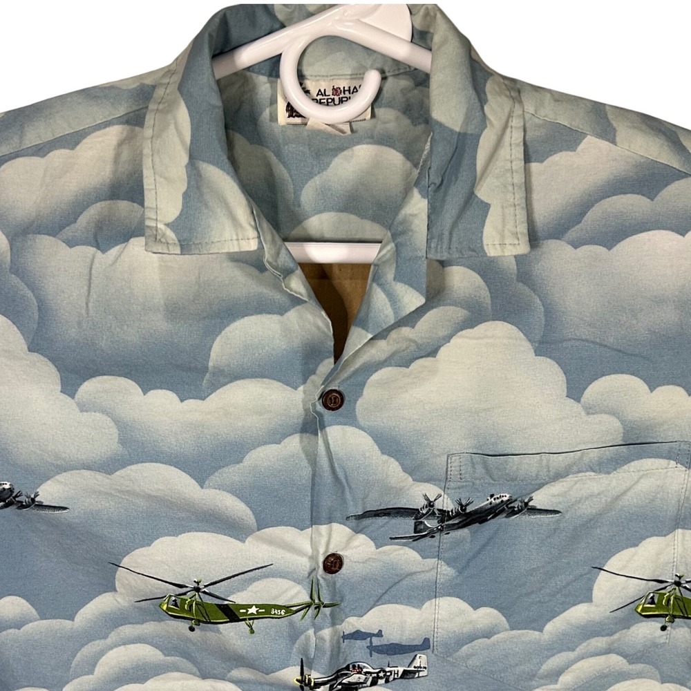 Aloha‎ Republic Hawaiian Shirt Mens Medium Airplanes Helicopters Battleships